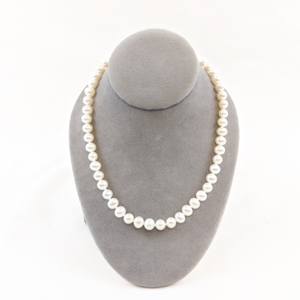 Cultured Pearl Necklace 7mm